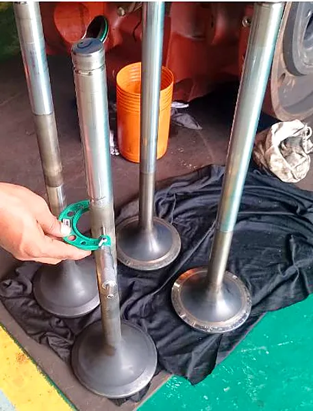 Valve-stem wear check
